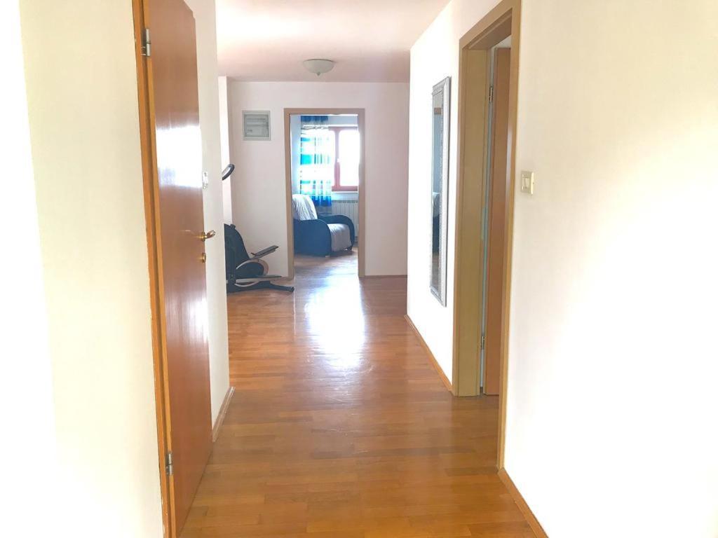 Beautiful Street Appartement Portorož Buitenkant foto