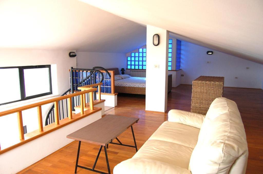 Beautiful Street Appartement Portorož Buitenkant foto